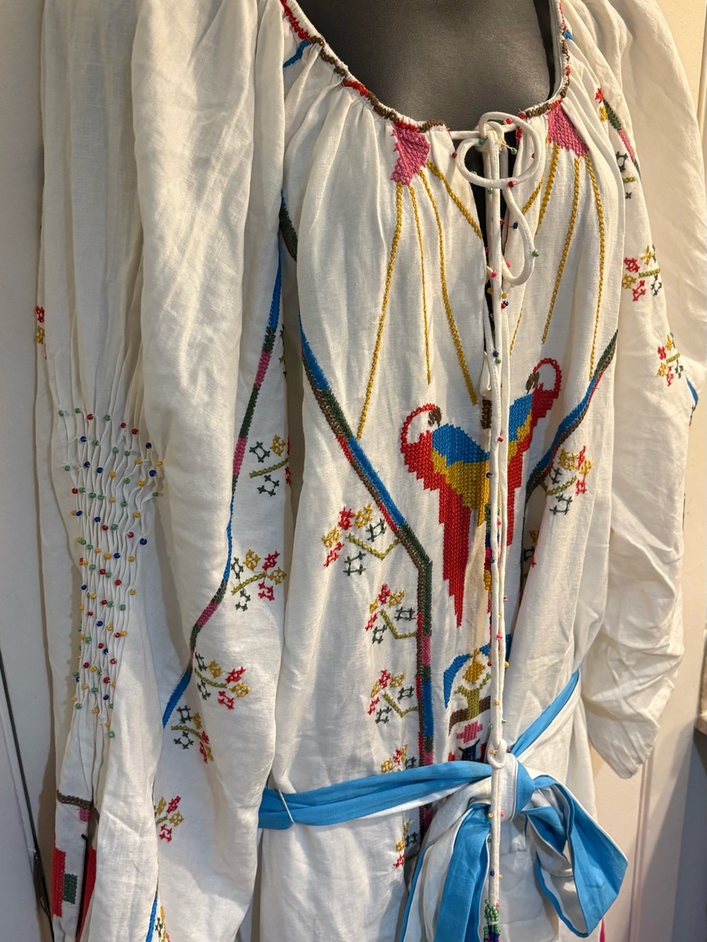 NWT Farm Rio Macaw Tassel-Tie Embroidered Maxi Dress Size M - Picture 3 of 16